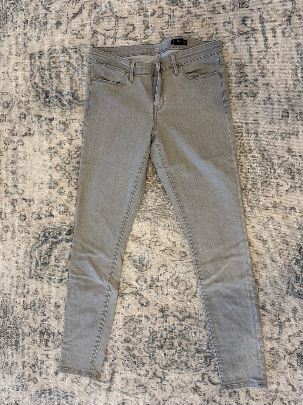 Club Monaco Skinny Jeans in Light Gray
